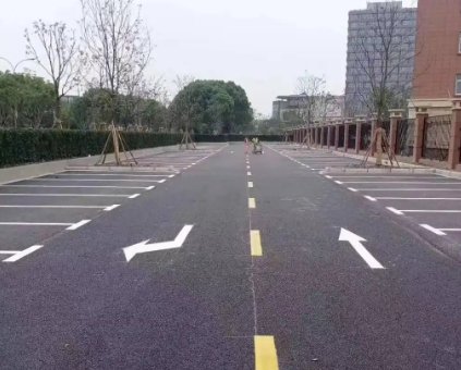 苏州学校道路划线专业施工，打造安全校园交通